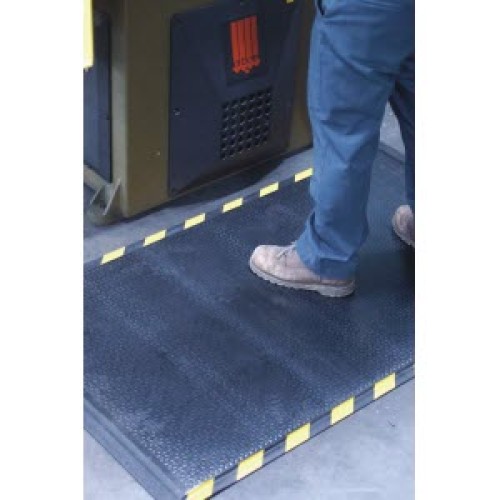 The Andersen Company Happy Feet 2' x 3' 1/2